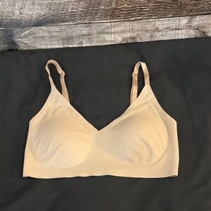 Calvin Klein Nude Convertible Invisibles Lightly Lined Triangle Bralette-S